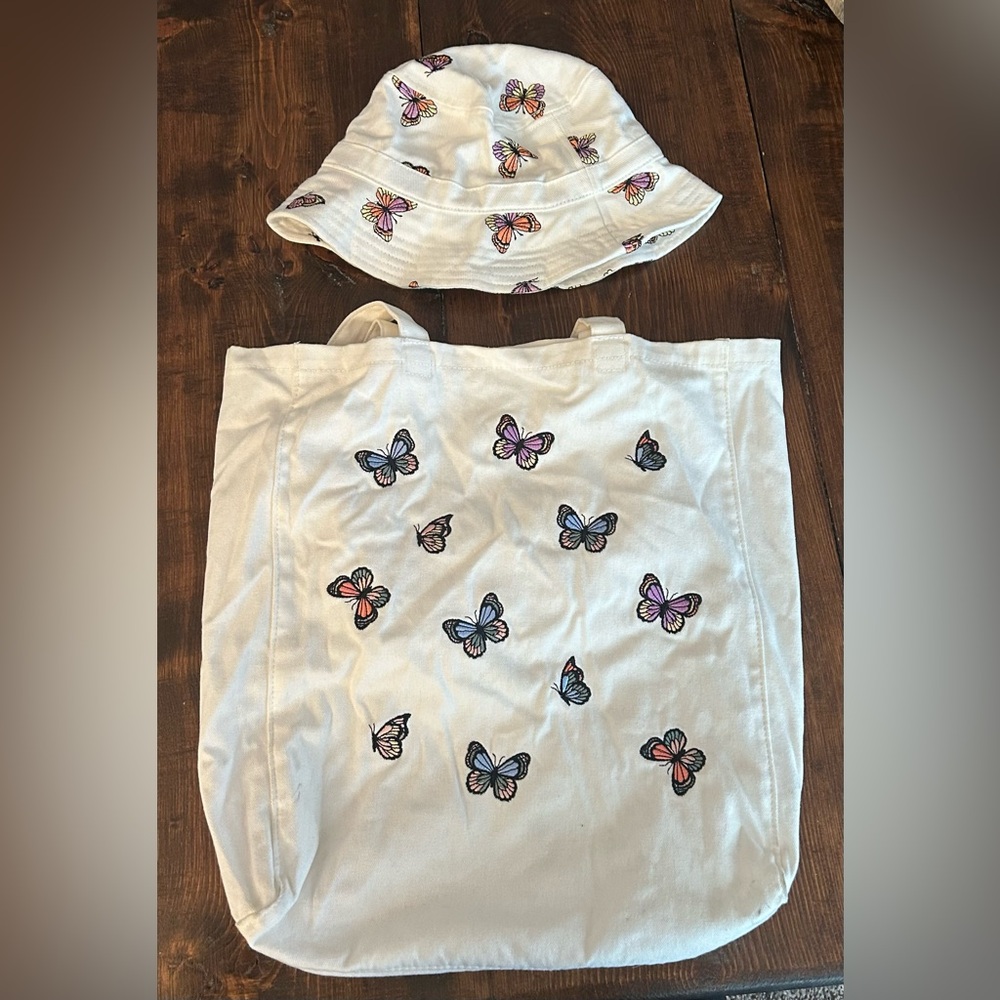 American Eagle Outfitters White Butterfly Hat and Tote Set